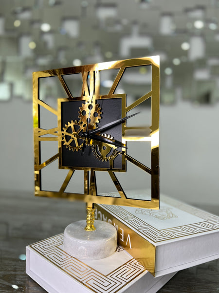 Plexiglas Uhr