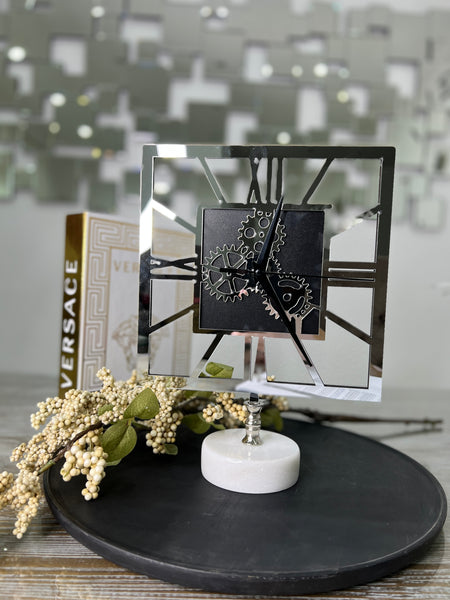Plexiglas Uhr